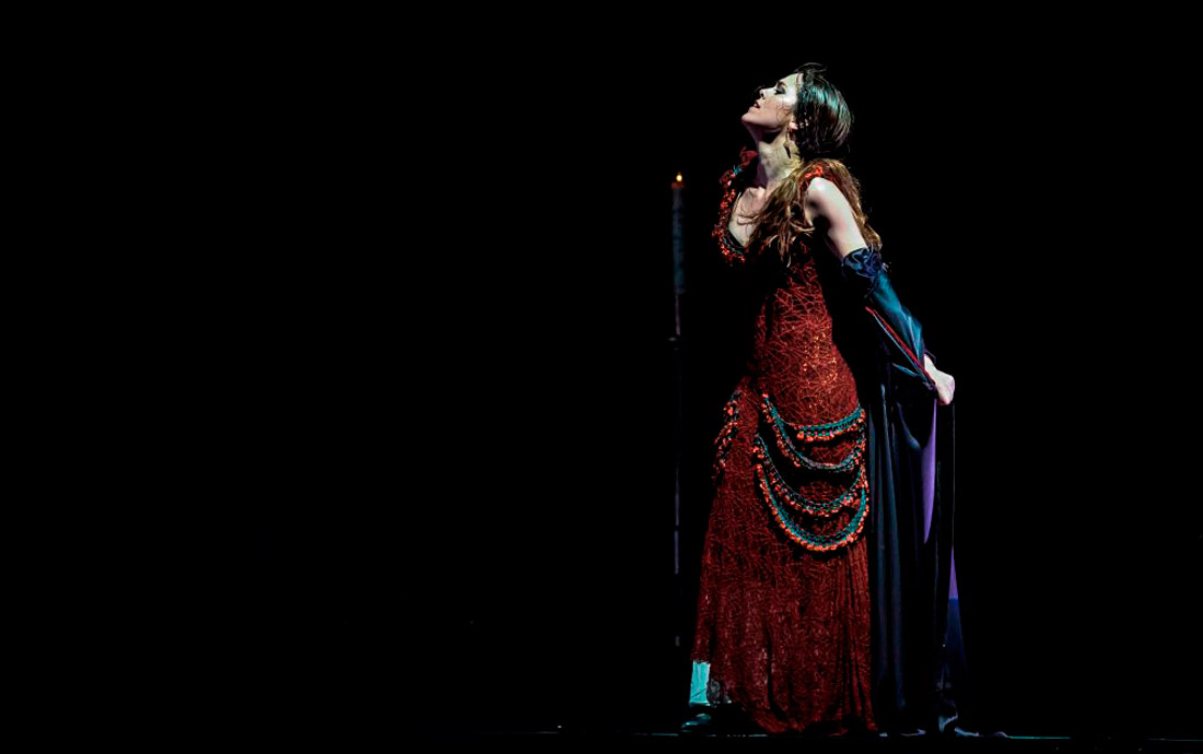 Especpectaculo de danza La liturgia sagrada del baile de Patricia Guerrero que nos invita a reflexionar sobre el papel de la religión en las dinámicas de opresión de la mujer