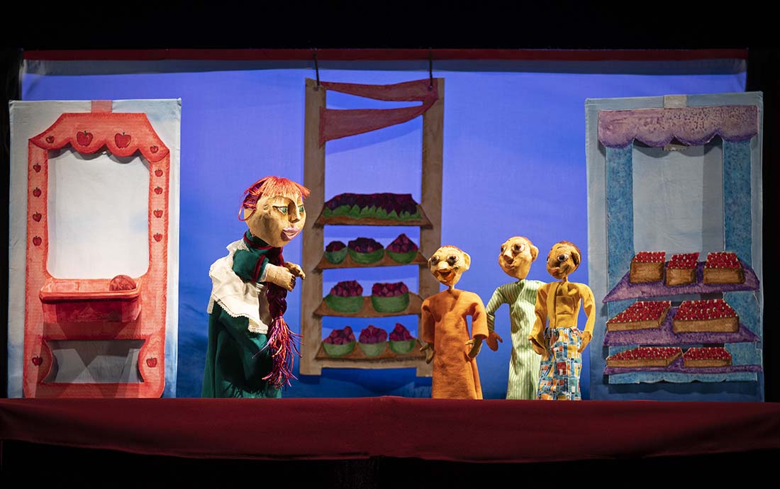Rojo_LaCanelaTeatro_teatro_infantil_familiar_calderon_valladolid_ocio_cultura_turismo
